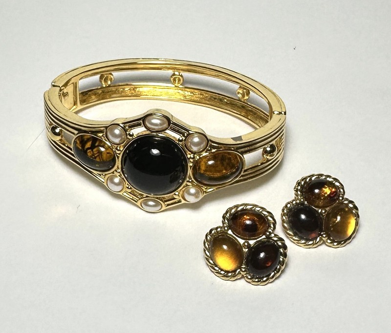 Monet Cabochon Hinged Bangle & Earrings, Swirled Topaz, Black, Faux Pearl, 1980s