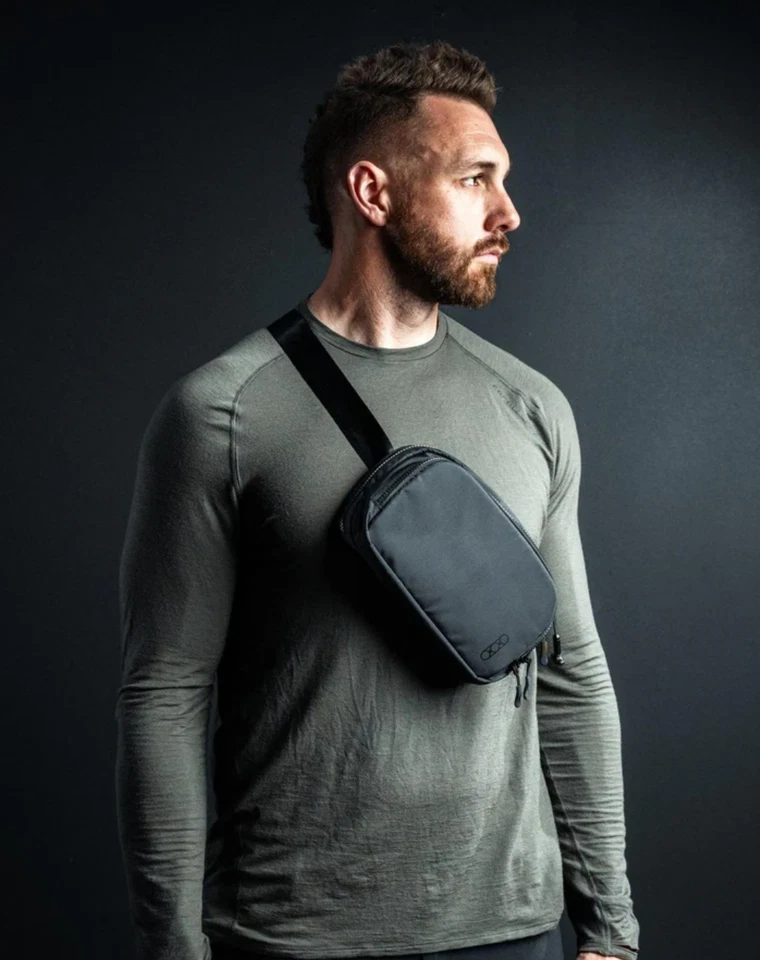 Eberlestock Fade Flex Pack – Black – Heavy-Duty EDC Compact Pack - Image 2 of 4