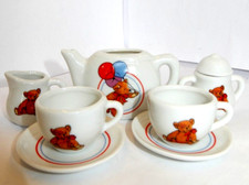 B Shackman  Co 1987 MINIATURE TEA SET Teddy Bear 8 PIECE Tea Pot Cup Saucer VTG