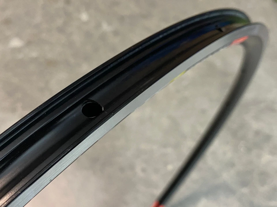 Stans No Tubes ZTR Alpha 400 700c Rim 18h MSW NEW - Image 4 of 4