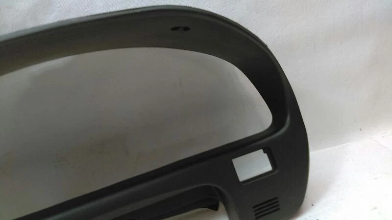 Panel de embellecimiento del tablero con bisel de racimo para Nissan Máxima F161-165144 2000 2001 2002 2003 Foto 3 de 4