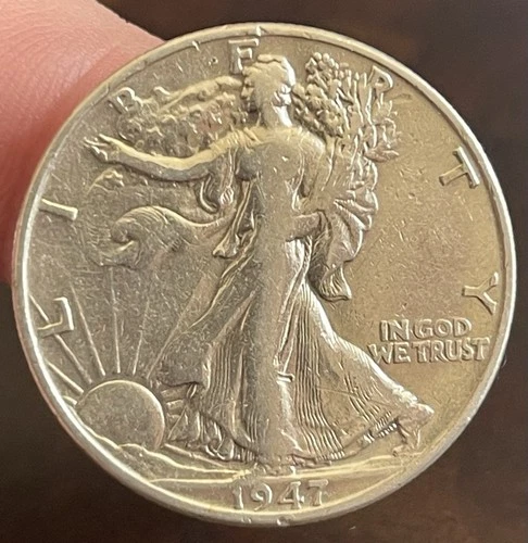 1947 P Walking Liberty SILVER Half Dollar ~ 90% Silver