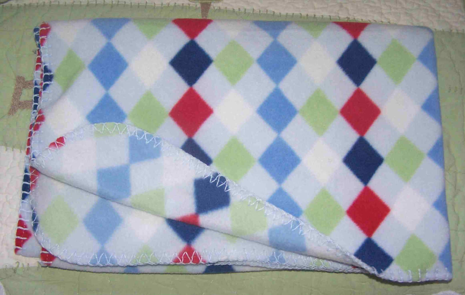 Circo Diamond Pattern Red Green Dark Blue Fleece Baby Boy Blanket EUC eBay
