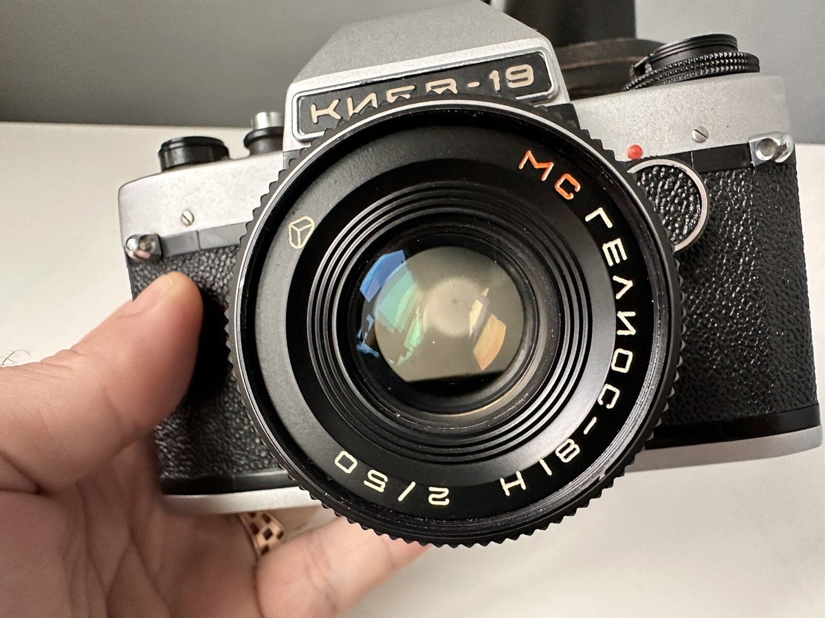 Kiev 19 camera with Helios 81-H 2/50 lens | USSR