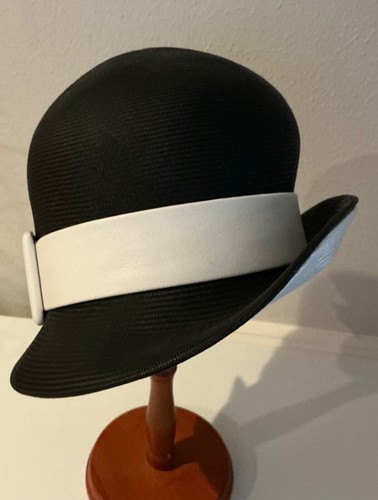 VTG Designer Jan Leslie Black & White 1920's Style Hat - Picture 5 of 6
