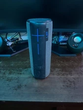 UE Ultimate Ears MEGABOOM Ipx7 Waterproof Portable Bluetooth Speaker With Mic