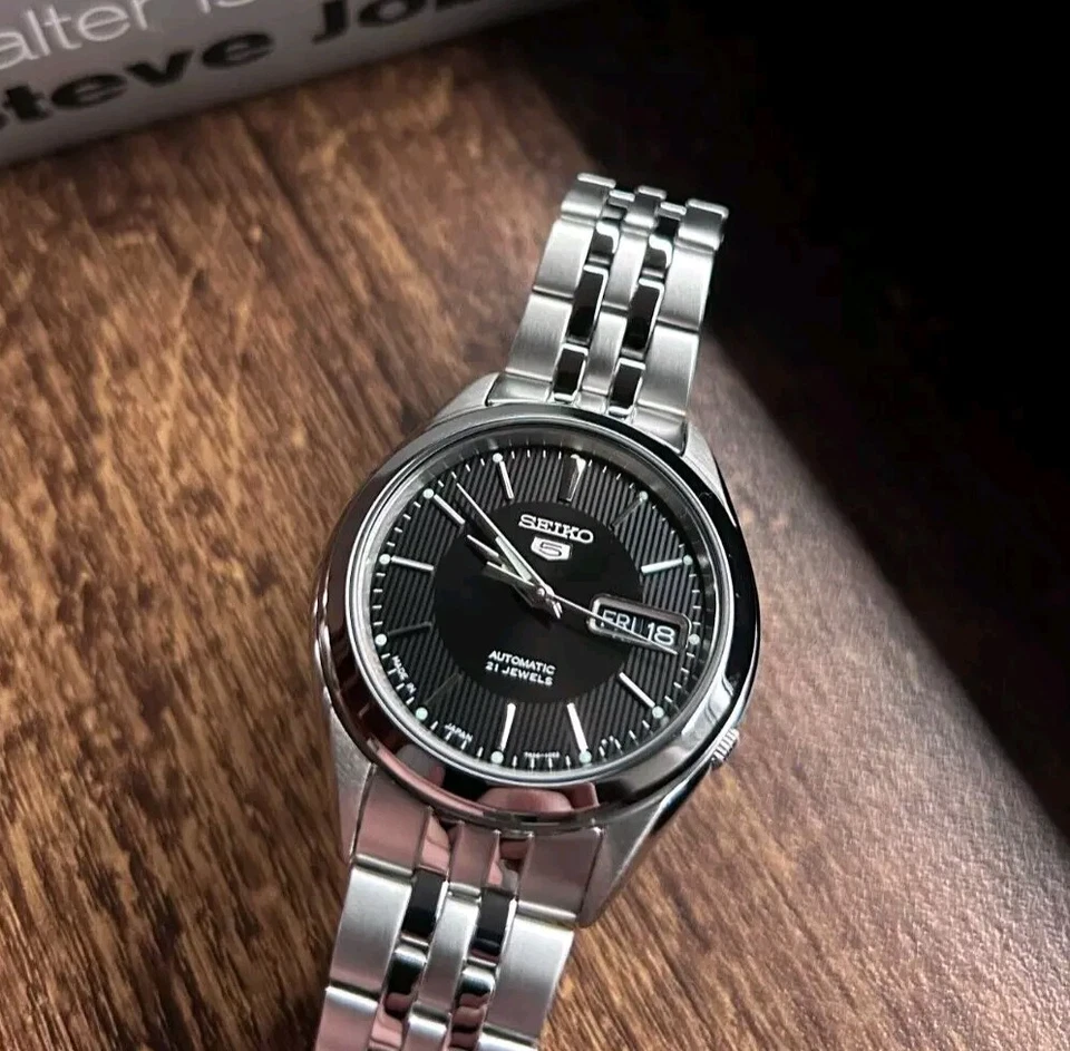 Seiko 5 SNKL23J1 Herrenuhr Automatik Schwarz | Made in Japan | Neu & OVP