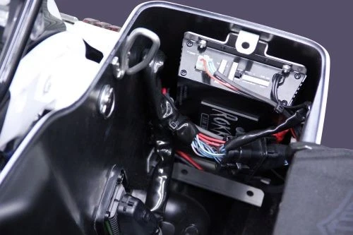 Kit Amplificador Controlado J&M Rokker XXR 400W Bluethooth Moto Calle Foto 3 de 4