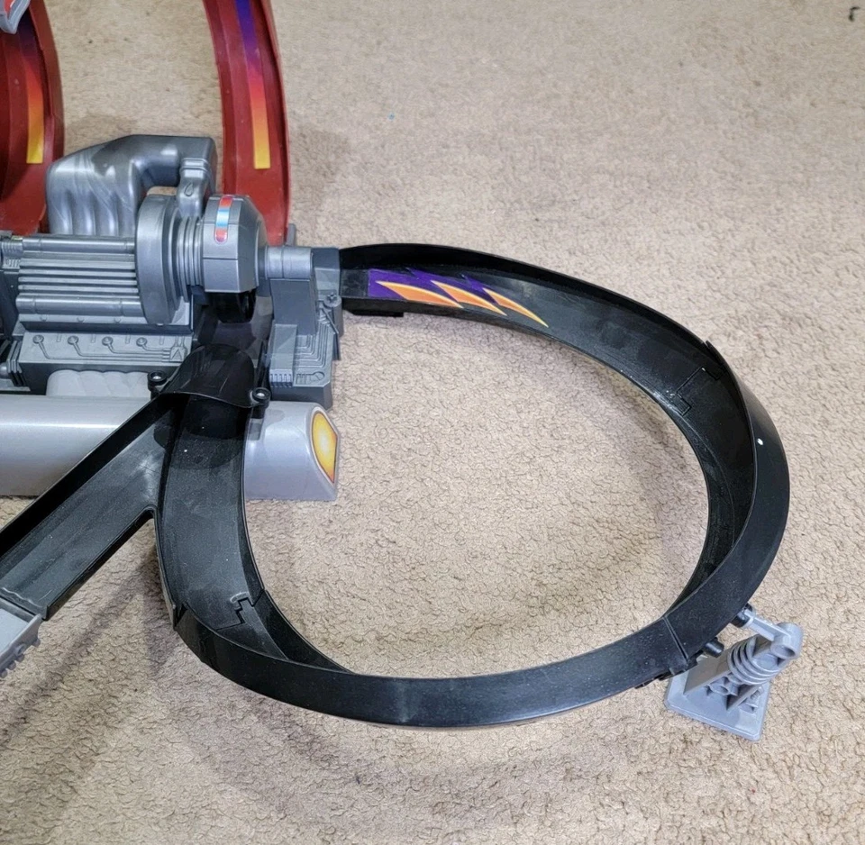 Hot Wheels Serpent Cyclone Playset Spiral Track - For Parts - Not Complete. - Image 4 of 4