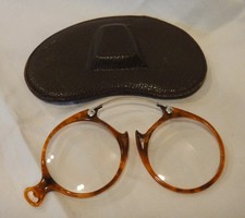 Vintage Pince Nez Pinch Nose Tortise Round Spectacles Original Leather Case