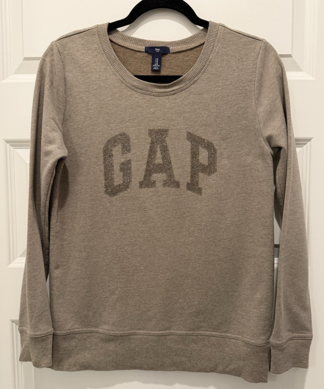 Gap Size Medium Light Gray Pullover Sweatshirt wi… - image 1