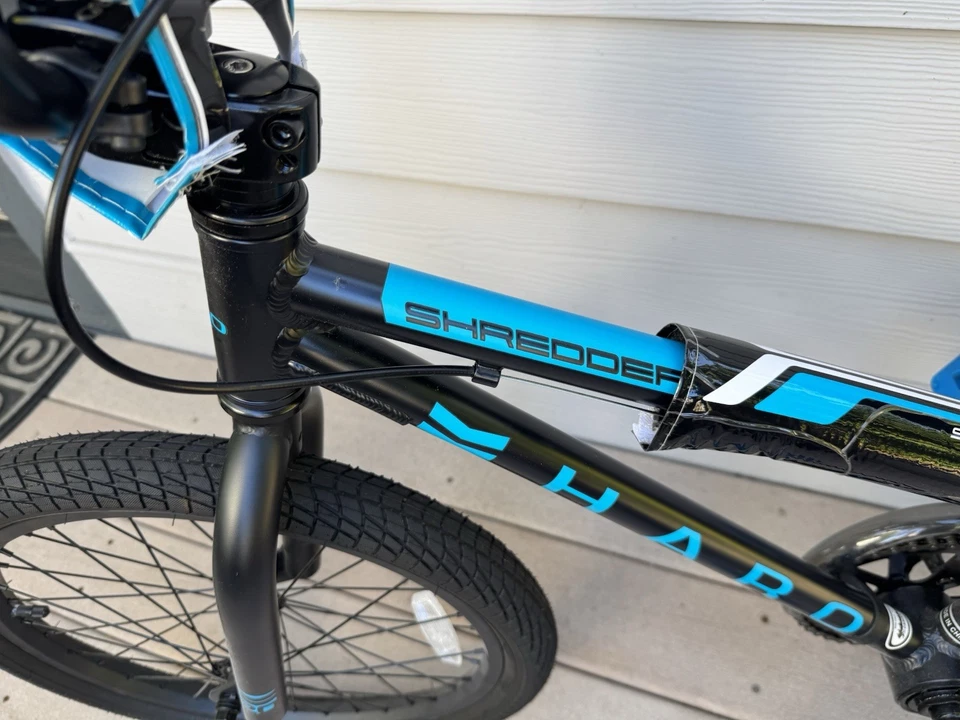 Bicicleta BMX Haro Shredder 20 para niños Foto 4 de 4