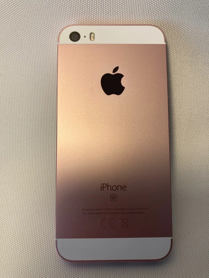 Apple iPhone SE (1st Generation) 32GB Rose Gold Unlocked Boxed - Image 2 of 4