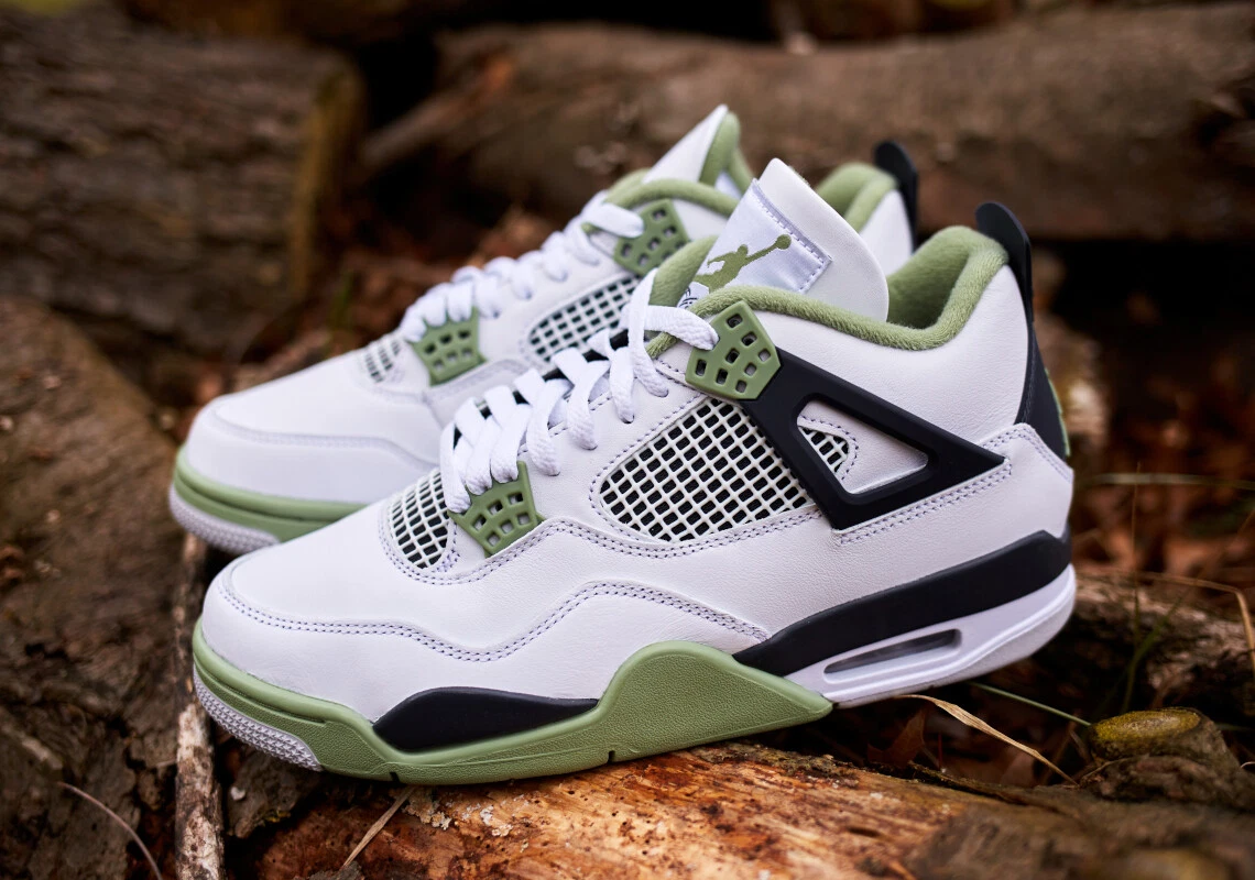 Valor de jordan retro 4 sale