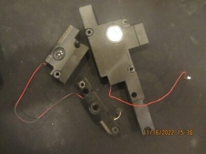 Dell Inspiron 7720 17.3 " Links & Rechts Lautsprecher Set W/Subwoofer N34GD