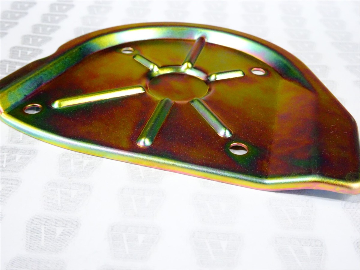 Kawasaki NOS NEW 13270-1068 Chain Cover Plate ZX ZX600 Ninja ZX-6