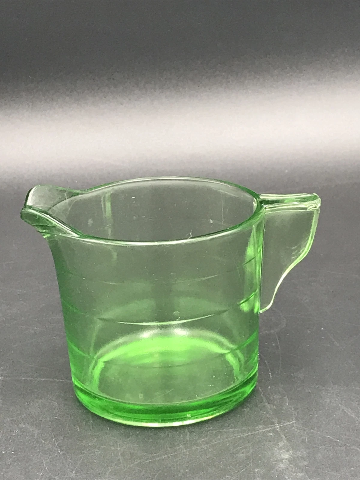 Jeannette Depression Glass Tab Handled One Cup Measuring Cup SEE PICS 1 Minor Fl