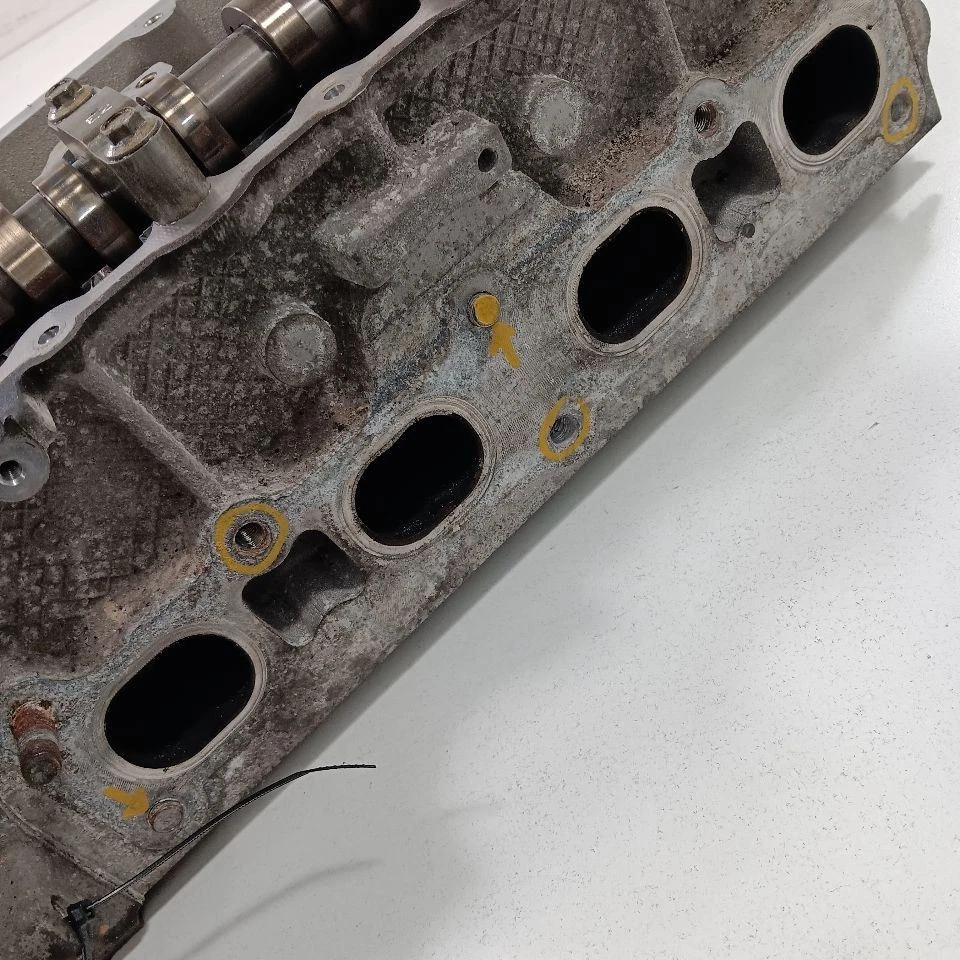 Culata de motor 2,4 L para Jeep Cherokee 15-23 Foto 3 de 4