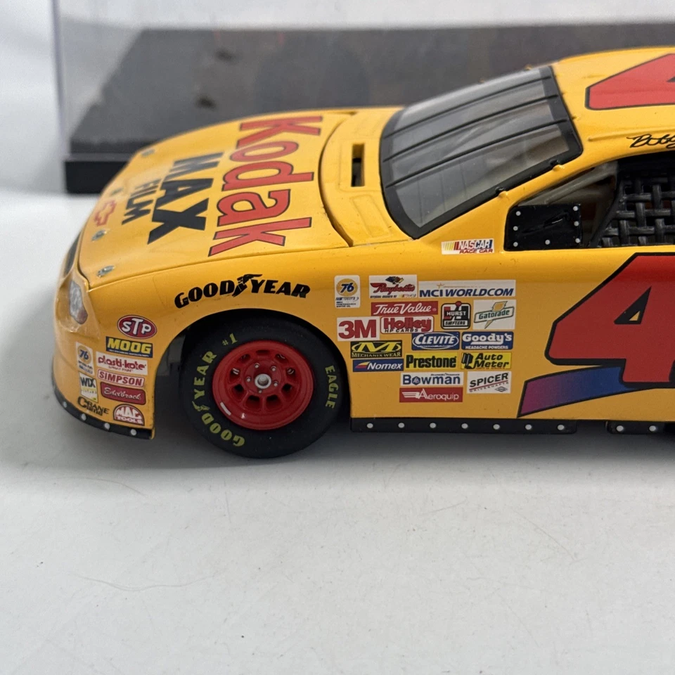 Chevrolet Kodak Max 1999 Hot Wheels Racing #4 Bobby Hamilton 1:64 estuche defectuoso Foto 2 de 4