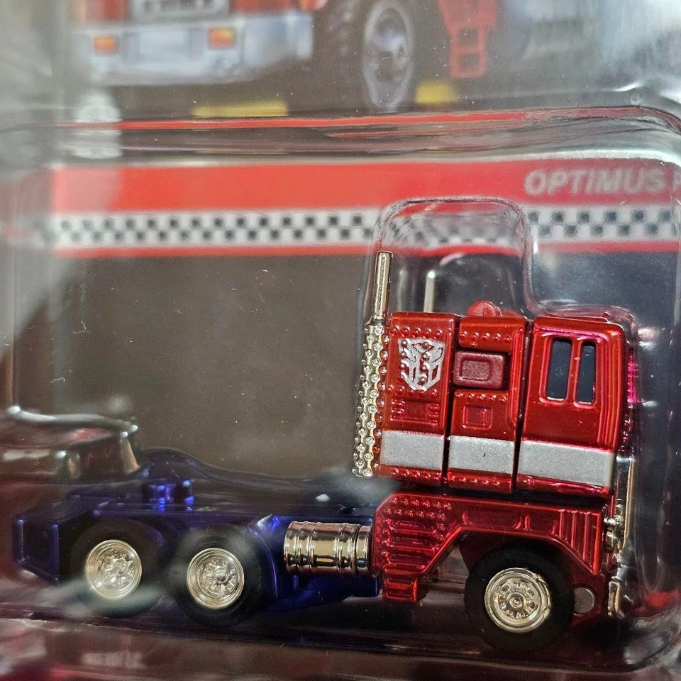 Hot Wheels Transformers Optimus Prime Miniature Car w/Original Box Limited Japan - Image 3 of 4