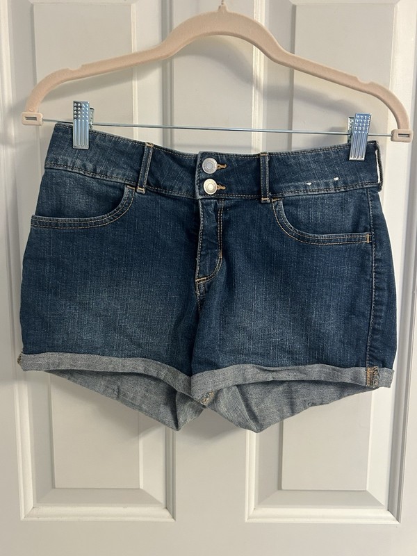 Girls Abercrombie Kids Dark Wash Mid-Rise Shortie Shorts-Size 17-18
