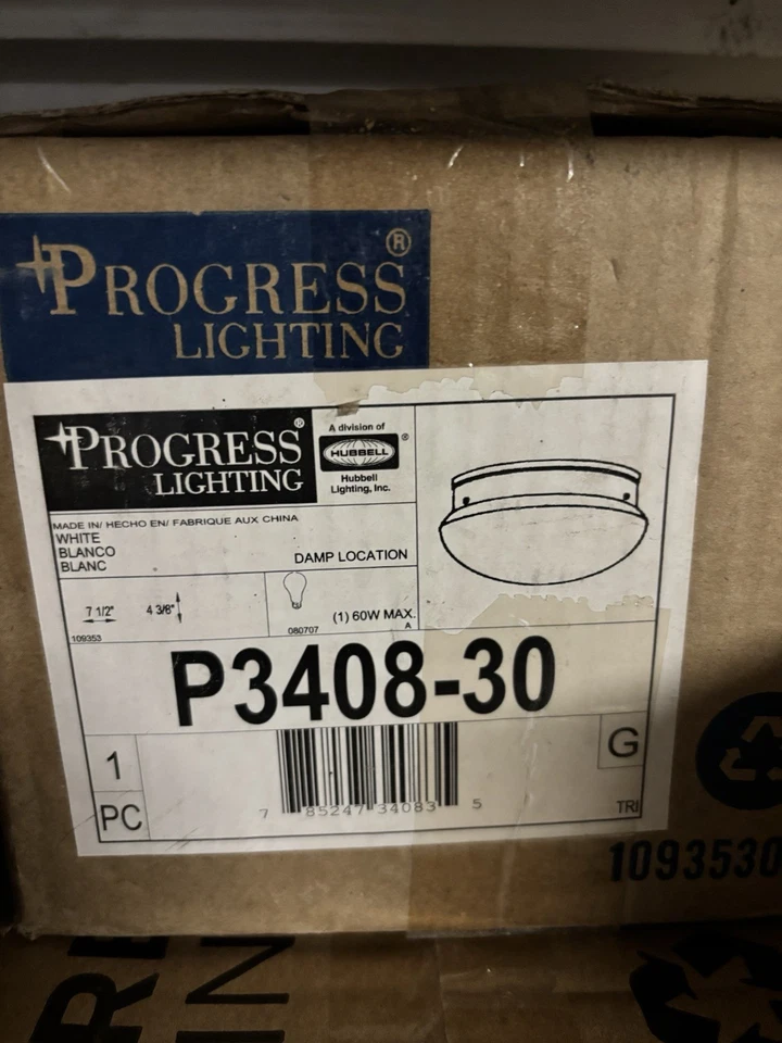Globo de vidrio Progress Lighting 7 1/2 pulgadas blanco techo montaje empotrado luz P3408-30 Foto 2 de 2