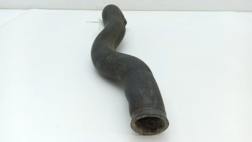 BMW 733i 1978-1981 Lower Radiator Coolant Hose 11531265946 NOS for  