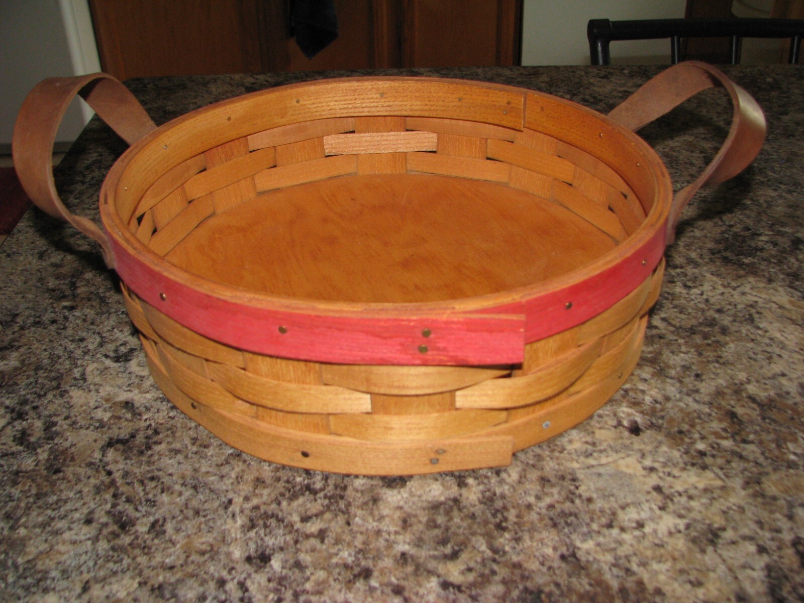 Peterboro 1851 Basket Co Round Basket /Leather Handles 12" Discontinued