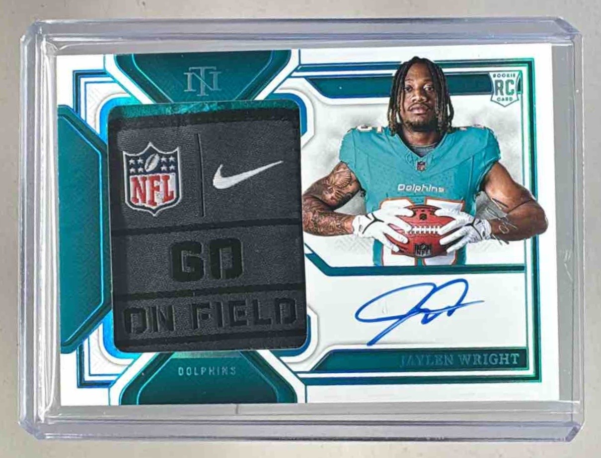 Jaylen Wright Panini National Treasures Rookie Hats Off Signatures #JWT New Era Laundry Tag