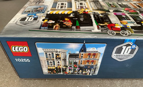 Lego Creator Expert Assembly Square 4002 pieces 10255 Dentist Office Cafe Retire