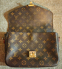 Louis Vuitton Pochette Metis Monogram Brown C...