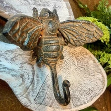 bee Coat Hook Towel Hanger Wall Mounted Hooks coat hat decor IRON Walls bumble