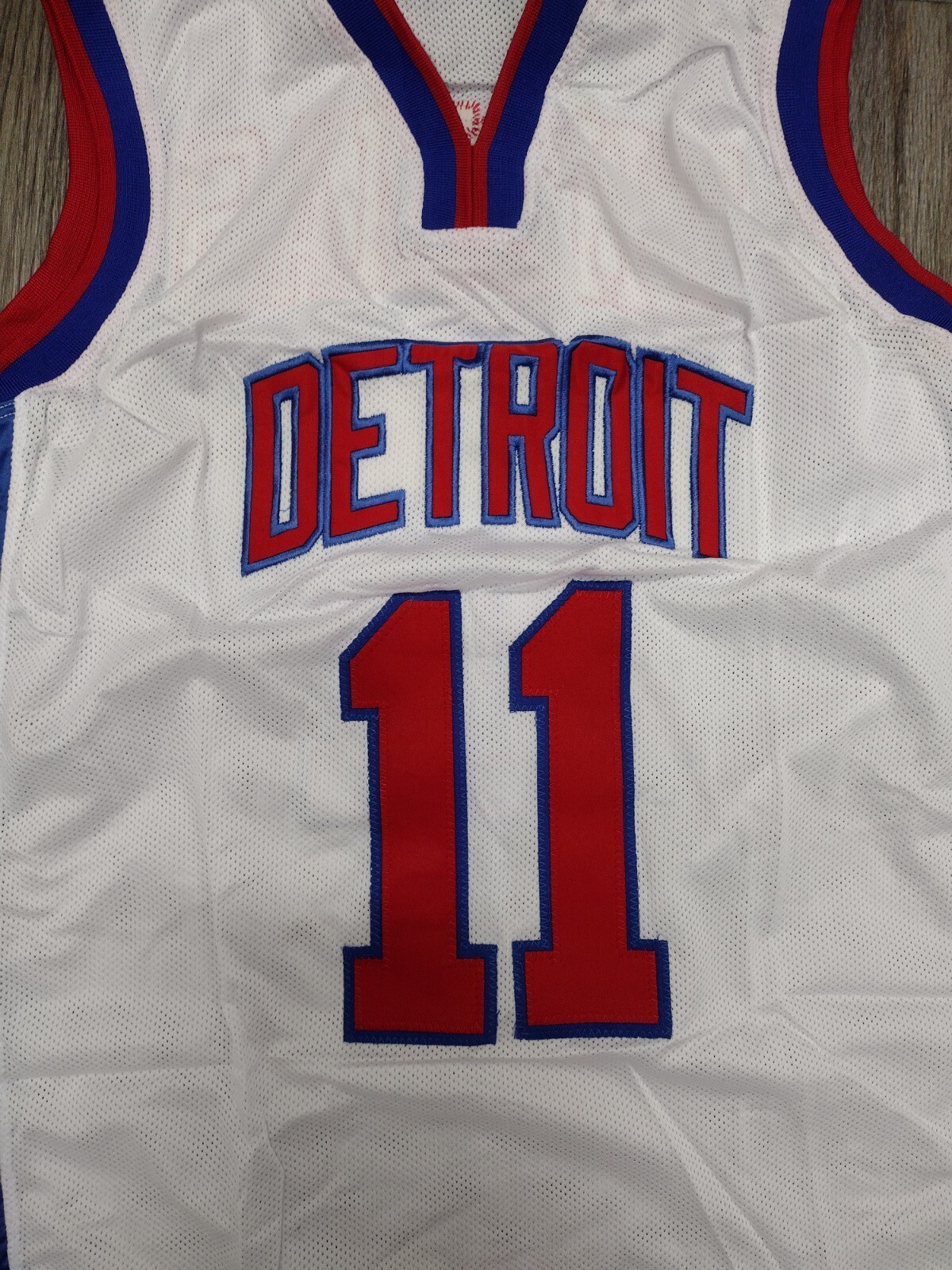 Isiah Thomas Detroit Pistons Basketball Jersey Size XL Brand New eBay