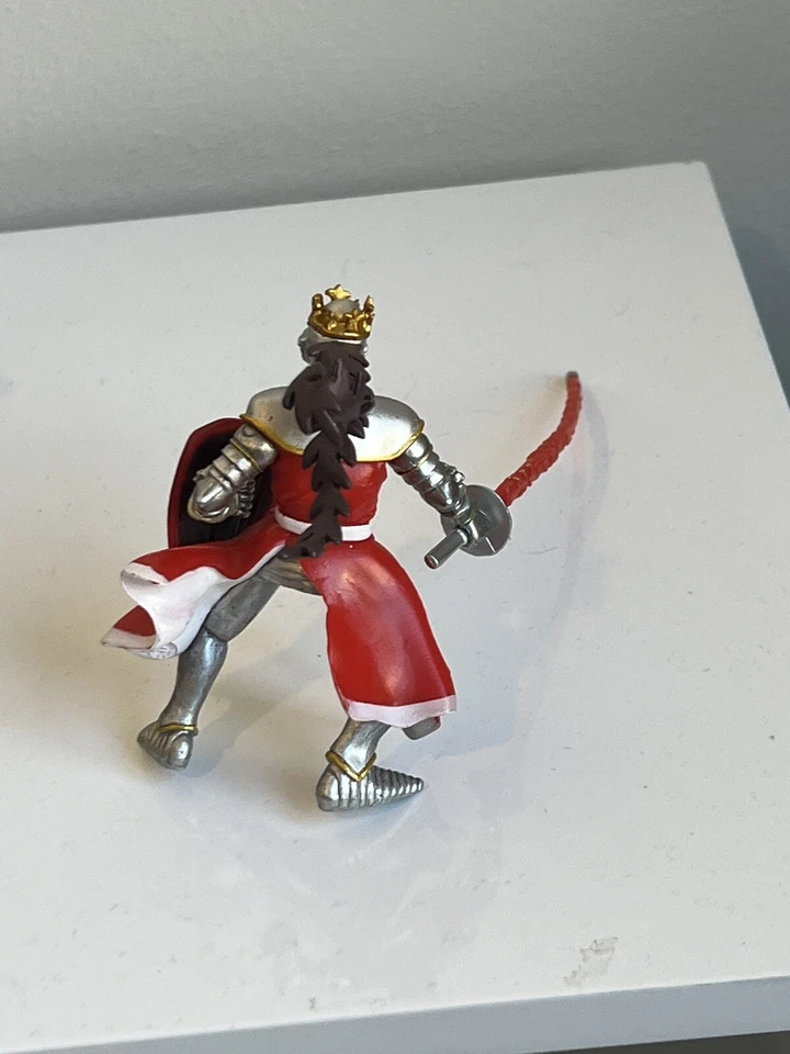 Figura con lanza PAPO Era Medieval Rojo y Blanco Rey Dragón Caballero 2006 Foto 2 de 3