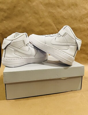 Size 4.5Y - Nike Air Force 1 Mid Easyon White