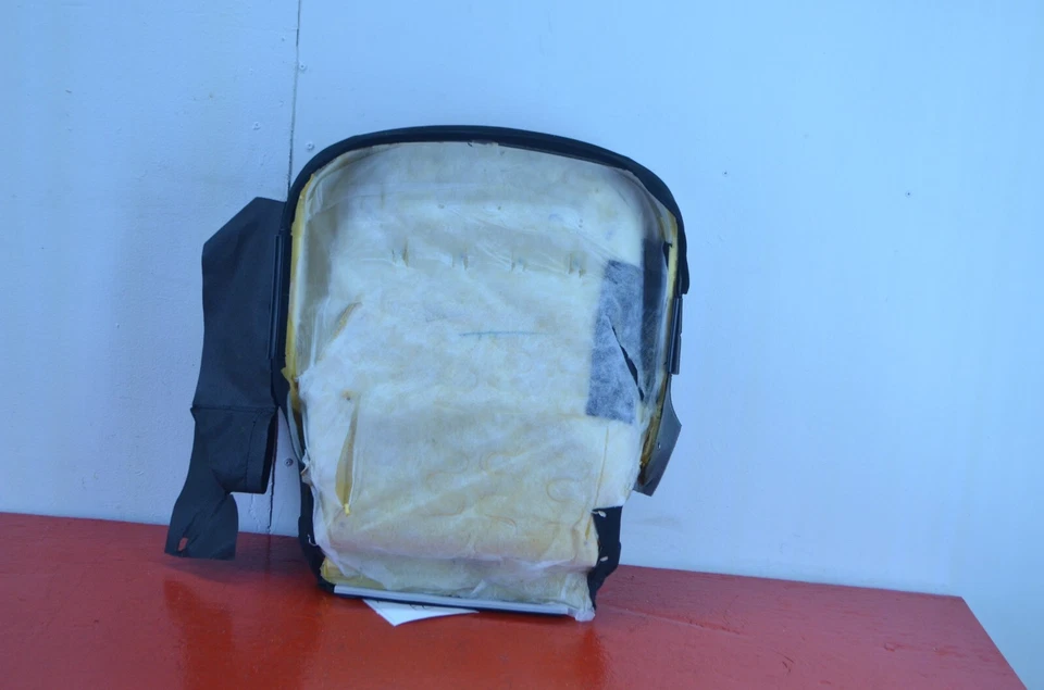 Almofada de assento inferior dianteira esquerda do lado do motorista Nissan Versa Note 2019 fabricante de equipamento original - Imagem 3 de 4