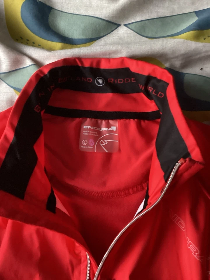 Endura FS260 Pro Jacket Full Zip Pockets Cycling Red White Women's Large - Image 3 of 4