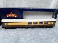 Bachmann 39-320 BR MK1 BSP Pullman The Hadrian Bar Second Coach