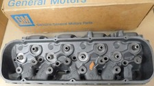 Gm Nos 14096188 Bbc Square Port Cast Iron Heads Datedf-13-0 Open Chamber