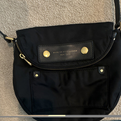 Marc by Marc Jacobs Black Crossbody Shoulder Bag Gold Hardware Outer Pockets