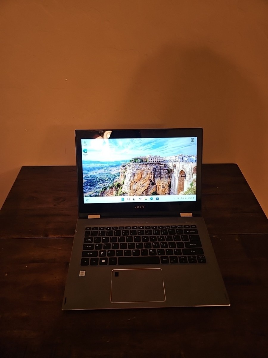Intel 8th世代 Acer. spin5 SP513-52N-F58U Acer Spin 5 SP513-52N review - KabyLake-R Core i5-8250U hardware