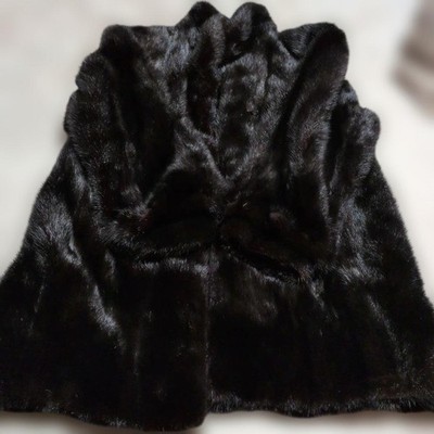 SAGA MINK Fur Coat Asian fit L US size M Black Authentic