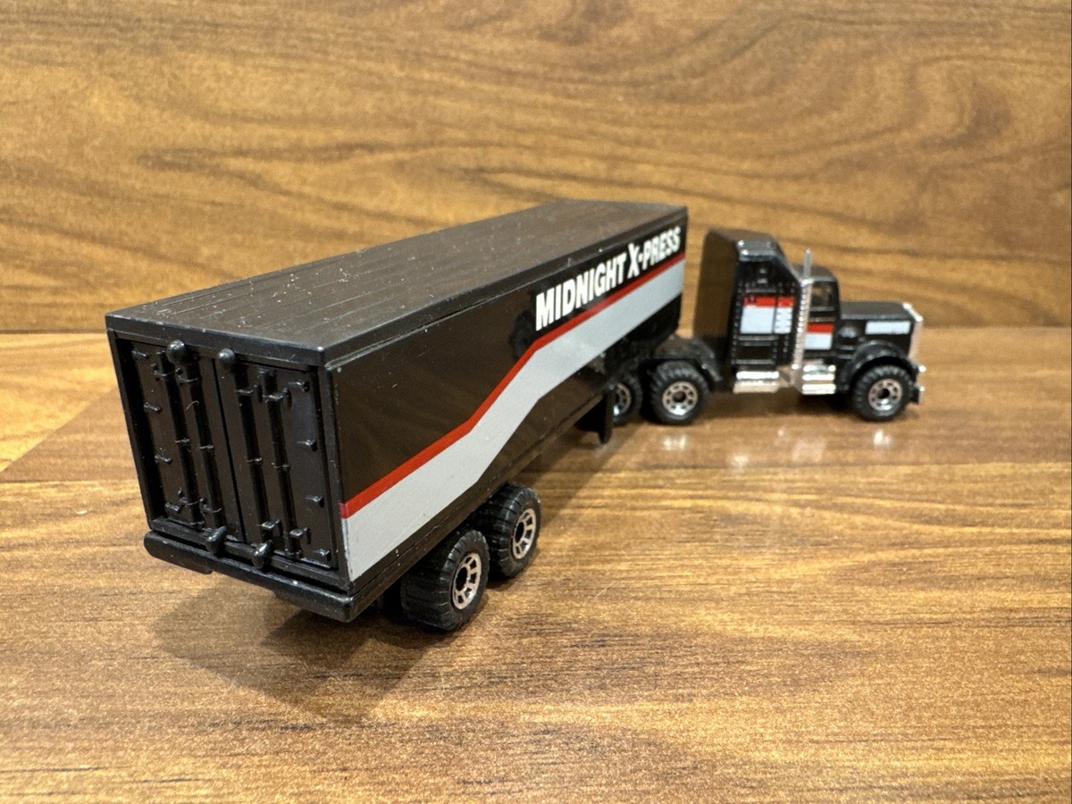 VINTAGE Matchbox 