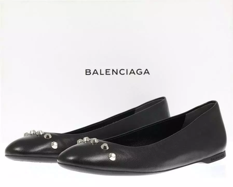 BALENCIAGA Le Cagole sabot in Arena leather Black Balenciaga flat shoes 715556WAD4F online on GIGLIOCOM #40 BALENCIAGA Le Cagole sabot in Arena leather Black Balenciaga flat shoes 715556WAD4F online on GIGLIOCOM