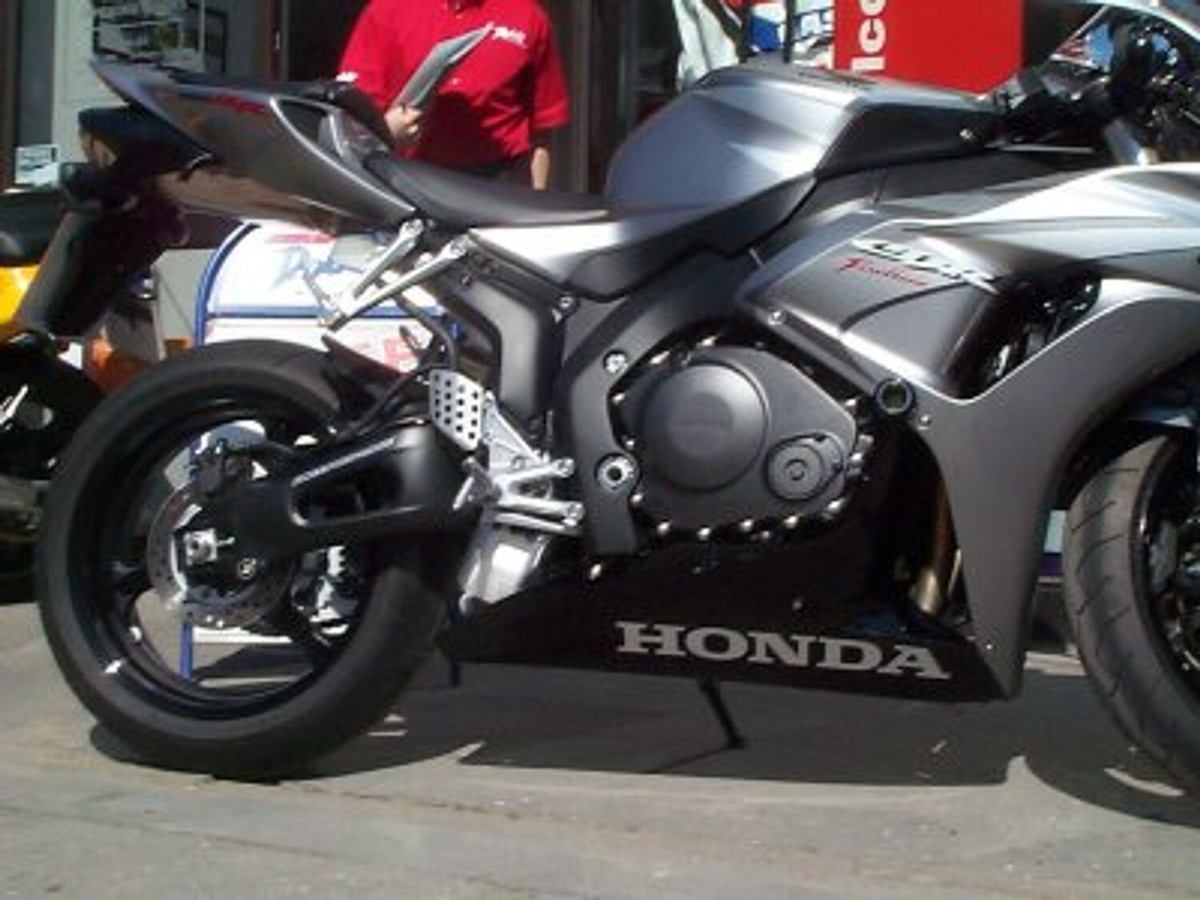 Paratelaio E Paracarena Per HONDA CBR1000RR FIREBLADE 2004-2007 – Protezione In Caso Di Caduta