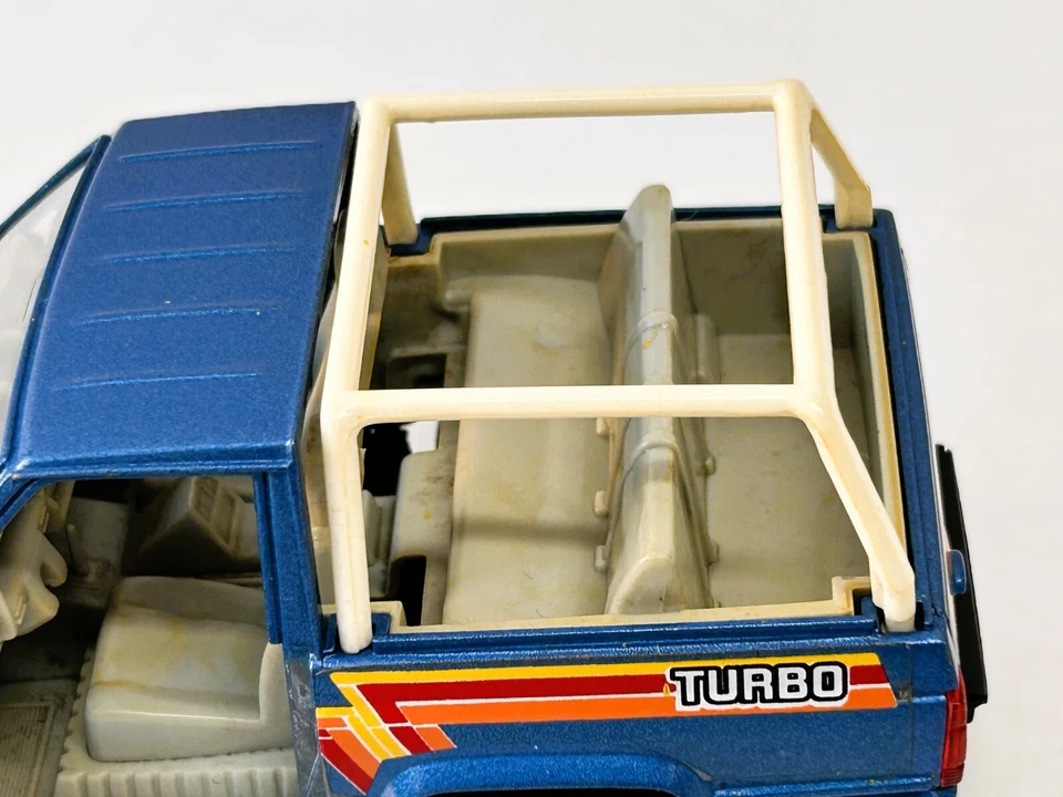 Nissan Patrol 1:25 5-79 Polistil Tonka Corp 02220 Made In Italy Senza Scatola - Immagine 3 di 4