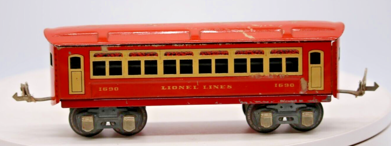 Vintage 1940s Lionel Lines 1690 All Metal O Gauge Passenger Car 1:48 Scale Pre-War Model