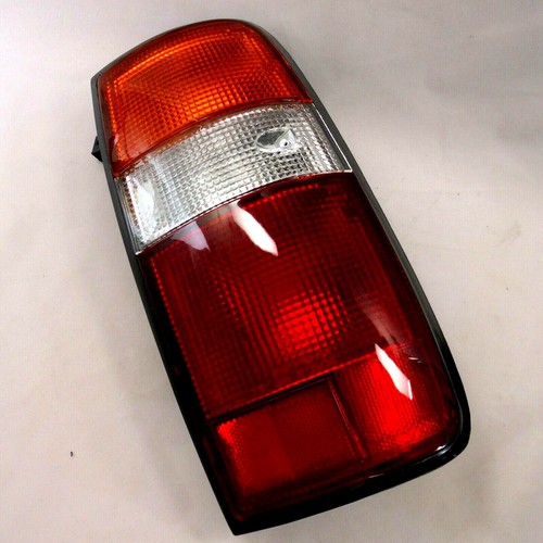 REAR RH TAIL LIGHT LAMP FOR TOYOTA LAND CRUISER FJ80 FZJ80 HJ80 LC80