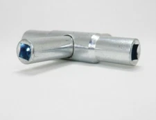 4 WAY IRRIGATION KEY FITS HOSE BIBS, QUICK COUPLER LOCKING VALVE TOPS N MORE