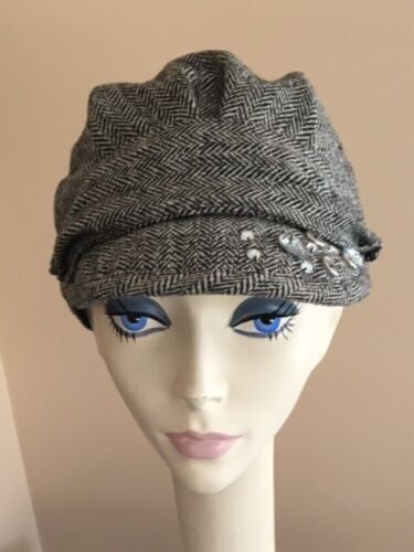 Swan Hat New York Ladies Black Velvet Rhinestone Bow 